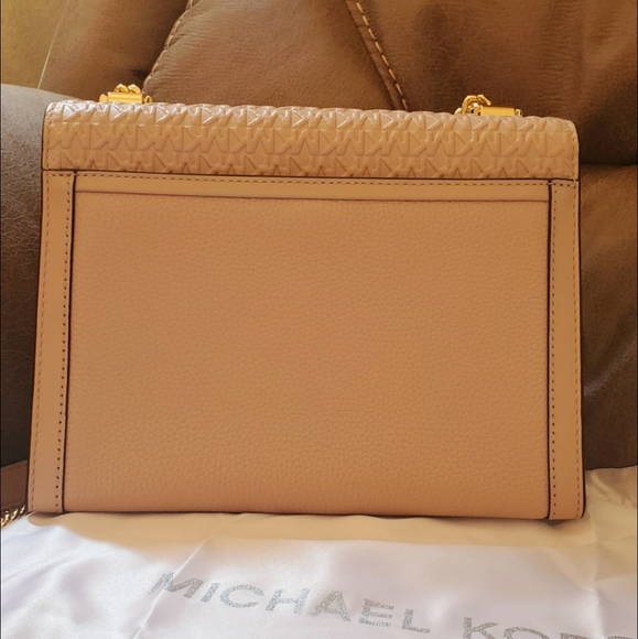 Michael Kors handbag - Picture 10 of 16